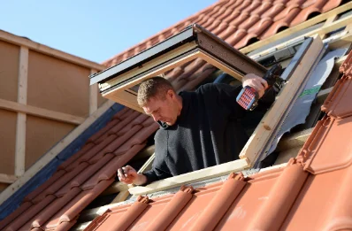 Pose de fenêtres de toit Velux à Ratières
